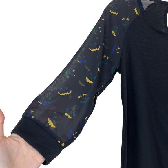 ModCloth Sz S Jack-O-Lantern Printed 3/4 Sleeve Keyhole Back Halloween Shirt - Picture 6 of 16
